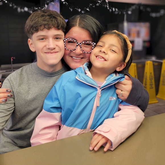 MomLyfe83 - Picture 3 of 3